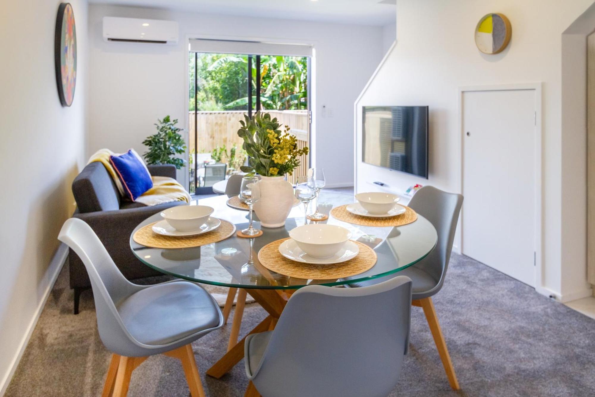 Conveniently Located 2Br Townhouse In West Akl Leilighet Auckland Eksteriør bilde