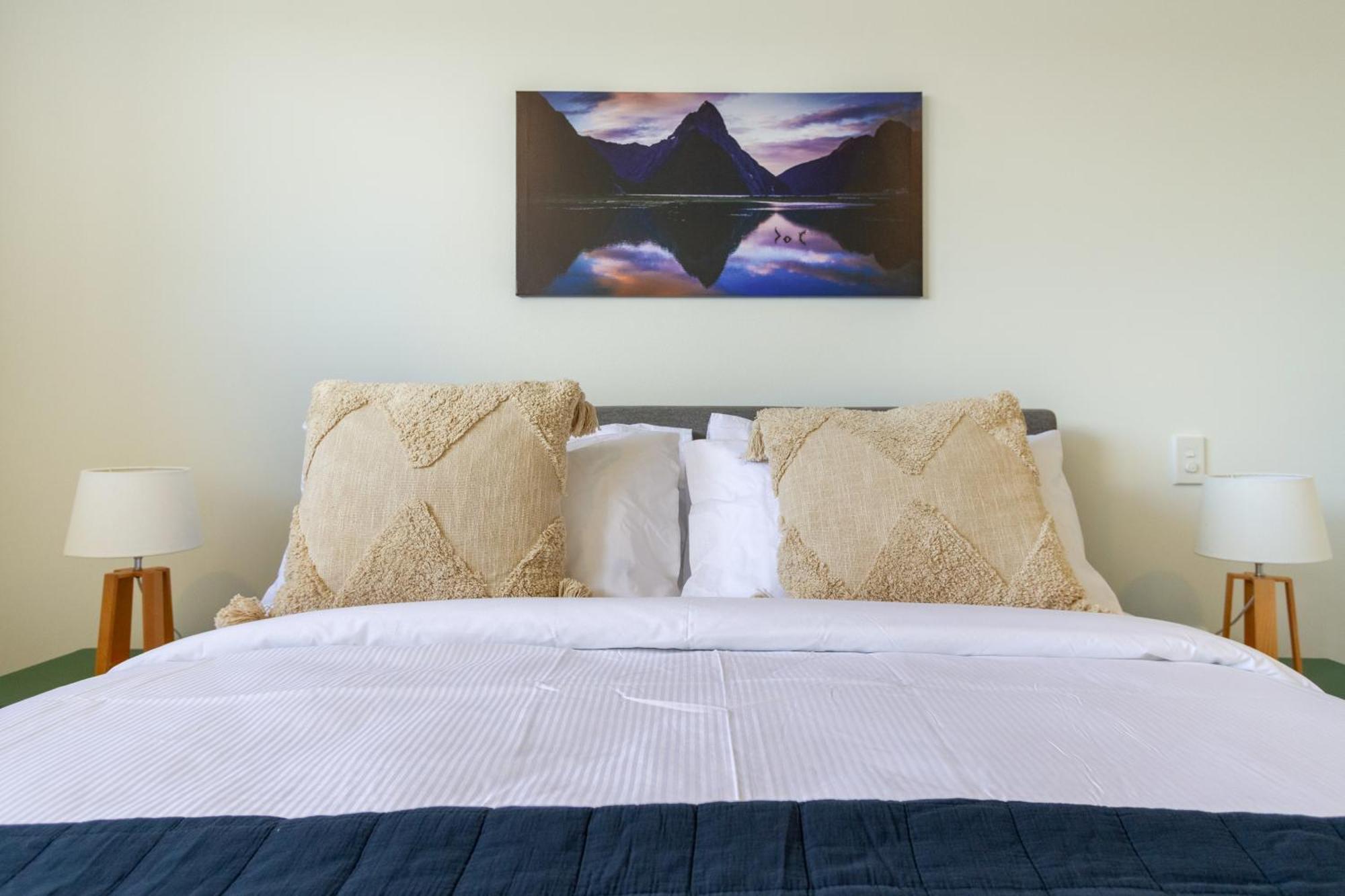 Conveniently Located 2Br Townhouse In West Akl Leilighet Auckland Eksteriør bilde