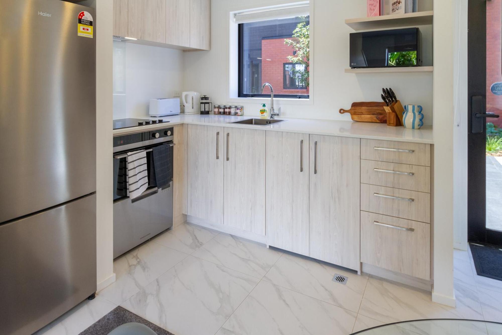 Conveniently Located 2Br Townhouse In West Akl Leilighet Auckland Eksteriør bilde