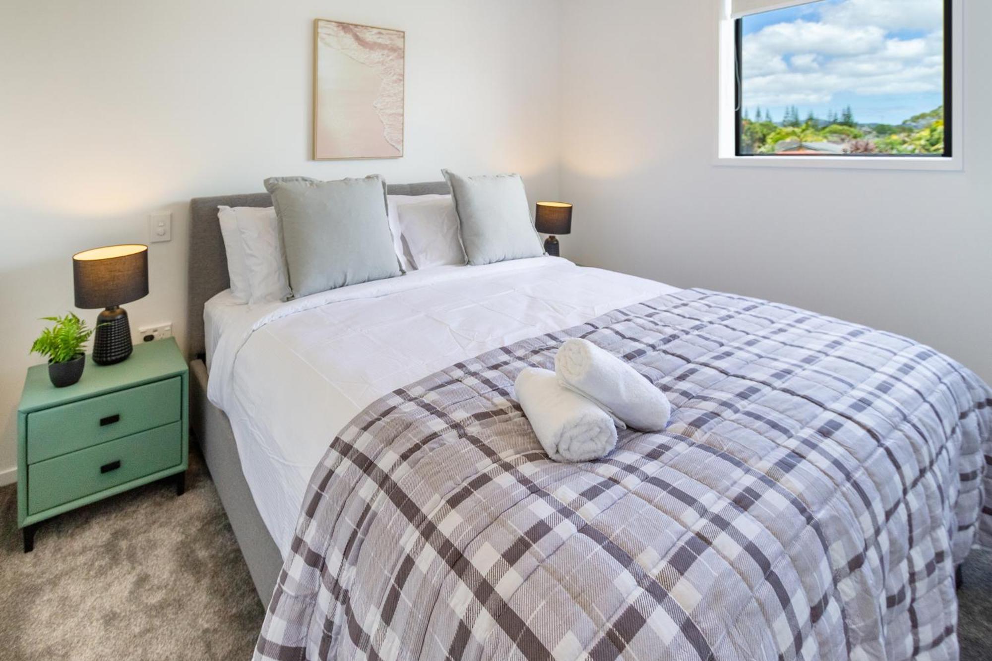 Conveniently Located 2Br Townhouse In West Akl Leilighet Auckland Eksteriør bilde